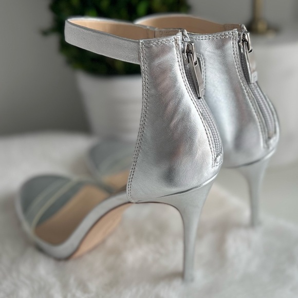 Vince Camuto ‘Imagine’ Silver Stiletto - Picture 8 of 17